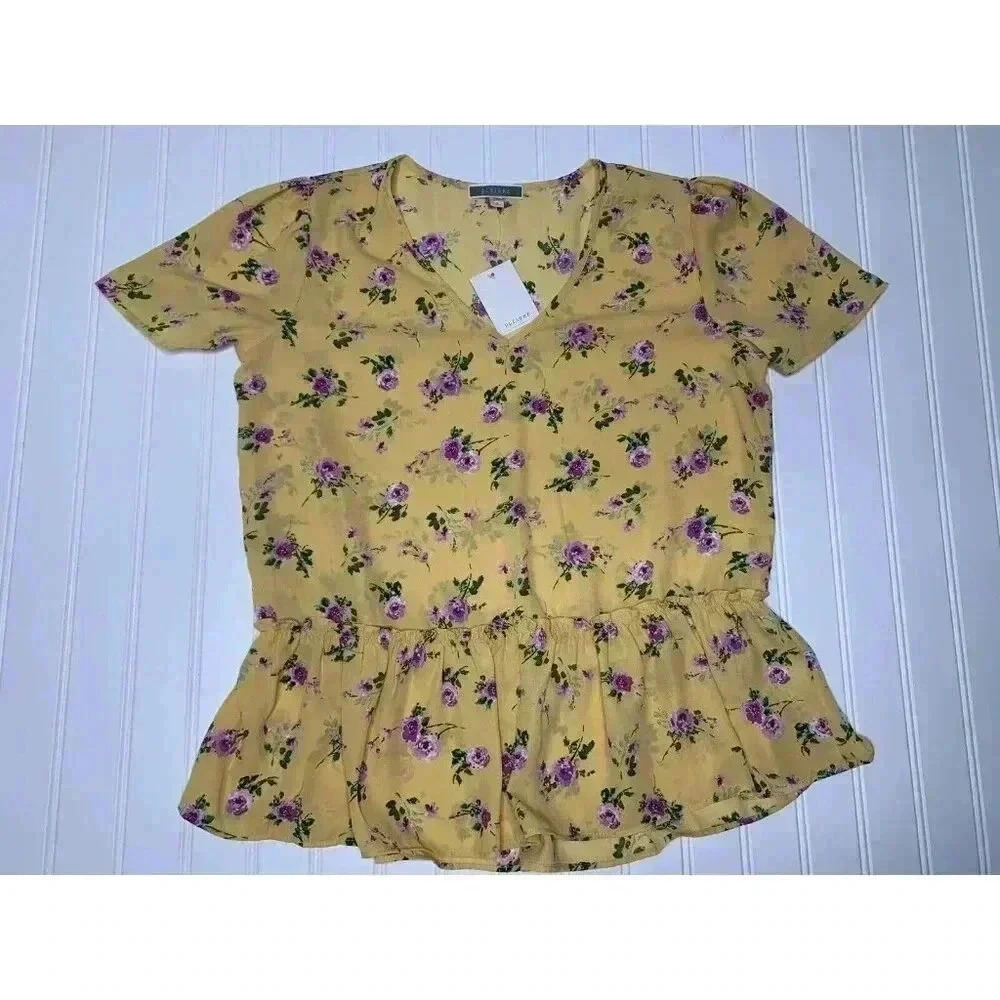 Pleione Floral Ruffle Trim Bottom Top Blouse V Neck SMALL NEW 1085